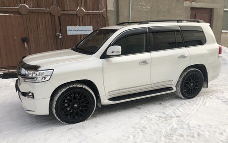 Toyota Land Cruiser 200, 2017 год, 6 640 000 рублей, 1 фотография