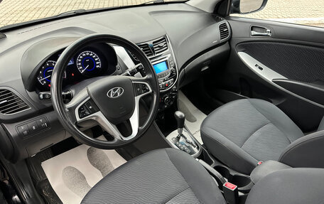 Hyundai Solaris II рестайлинг, 2011 год, 770 000 рублей, 7 фотография