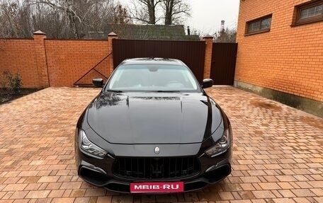 Maserati Ghibli, 2013 год, 2 970 000 рублей, 1 фотография