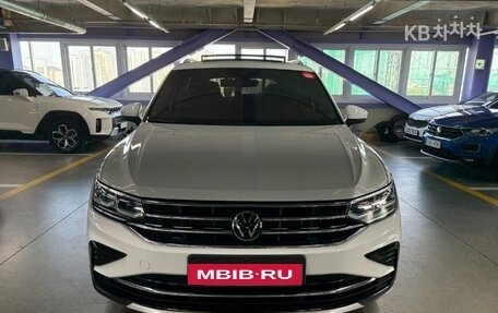 Volkswagen Tiguan II, 2024 год, 3 650 010 рублей, 1 фотография