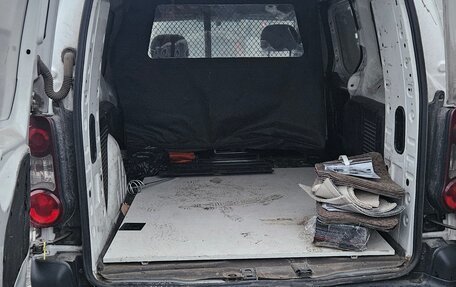 Peugeot Partner II рестайлинг 2, 2016 год, 550 000 рублей, 4 фотография