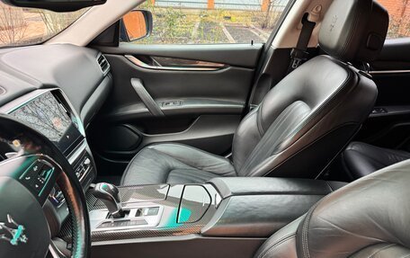 Maserati Ghibli, 2013 год, 2 970 000 рублей, 25 фотография