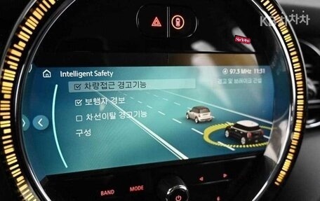 MINI Hatch, 2024 год, 2 780 010 рублей, 17 фотография