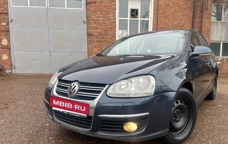 Volkswagen Jetta VI, 2008 год, 599 000 рублей, 3 фотография