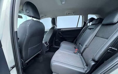 Volkswagen Tiguan II, 2021 год, 2 190 000 рублей, 14 фотография