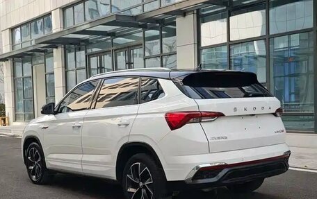 Skoda Kamiq I, 2022 год, 1 820 000 рублей, 4 фотография