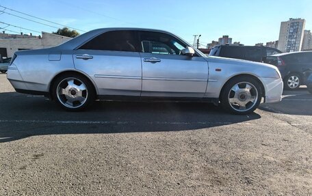 Nissan Gloria XI, 2001 год, 550 000 рублей, 1 фотография