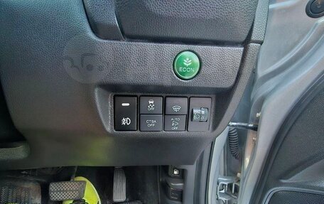 Honda Fit III, 2017 год, 1 080 000 рублей, 5 фотография