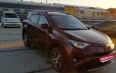 Toyota RAV4, 2017 год, 2 800 000 рублей, 2 фотография