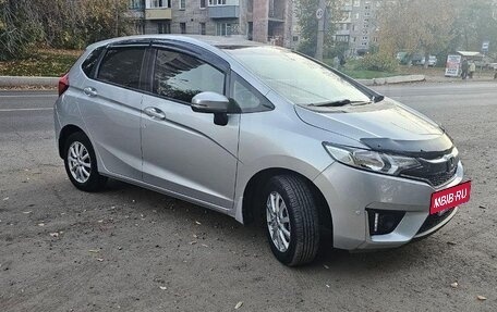 Honda Fit III, 2017 год, 1 080 000 рублей, 6 фотография