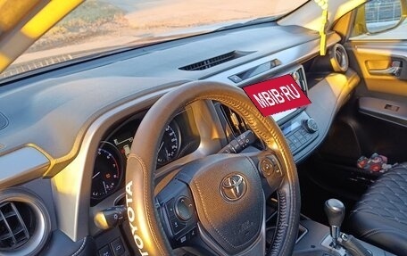 Toyota RAV4, 2017 год, 2 800 000 рублей, 7 фотография