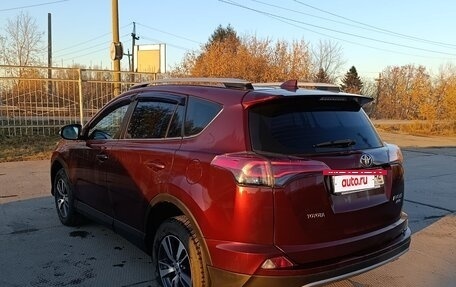 Toyota RAV4, 2017 год, 2 800 000 рублей, 4 фотография