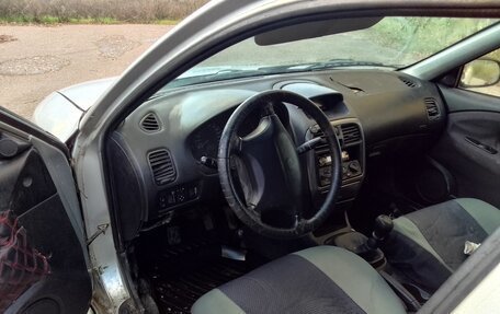 Mitsubishi Carisma I, 2000 год, 140 000 рублей, 9 фотография