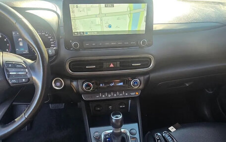 Hyundai Kona I, 2022 год, 1 410 000 рублей, 6 фотография