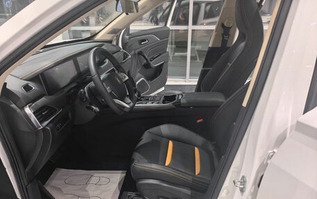 FAW Bestune T77, 2022 год, 2 150 000 рублей, 8 фотография