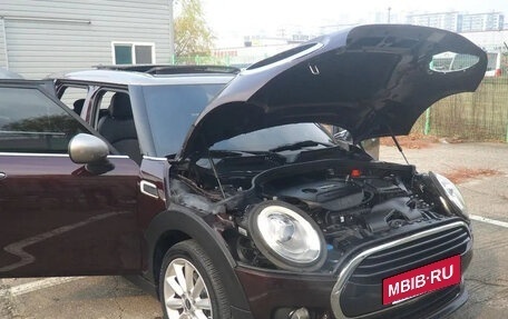 MINI Clubman, 2019 год, 1 530 000 рублей, 6 фотография