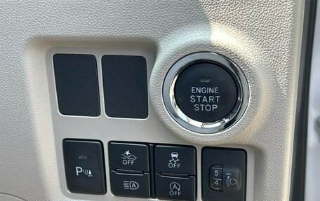 Toyota Passo III, 2021 год, 859 000 рублей, 13 фотография