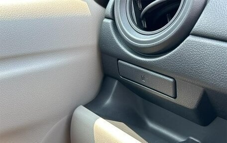 Toyota Passo III, 2021 год, 859 000 рублей, 29 фотография