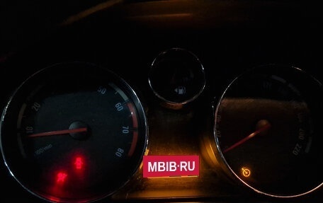 Opel Antara I, 2011 год, 850 000 рублей, 3 фотография