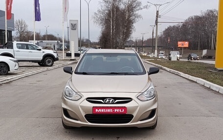 Hyundai Solaris II рестайлинг, 2013 год, 870 000 рублей, 4 фотография