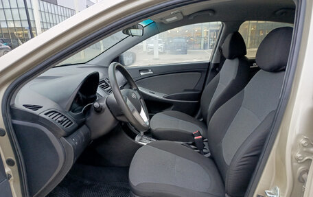 Hyundai Solaris II рестайлинг, 2013 год, 870 000 рублей, 20 фотография