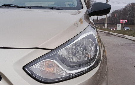 Hyundai Solaris II рестайлинг, 2013 год, 870 000 рублей, 21 фотография