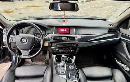 BMW 5 серия, 2015 год, 1 935 000 рублей, 12 фотография