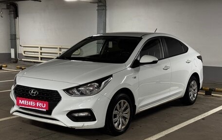 Hyundai Solaris II рестайлинг, 2017 год, 1 350 000 рублей, 2 фотография