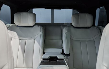 Land Rover Range Rover IV рестайлинг, 2025 год, 23 800 000 рублей, 15 фотография