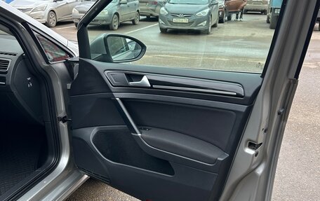 Volkswagen Golf VII, 2019 год, 2 300 000 рублей, 13 фотография