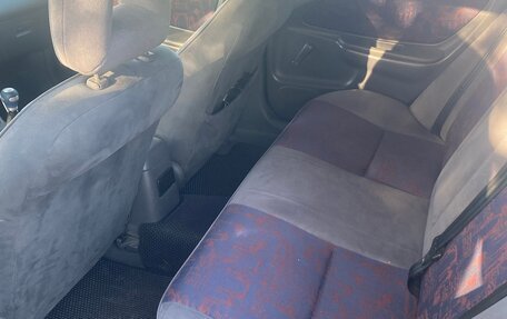 Toyota Avensis III рестайлинг, 1999 год, 250 000 рублей, 5 фотография