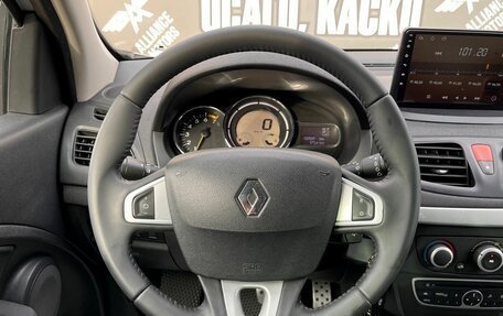 Renault Megane III, 2011 год, 689 000 рублей, 15 фотография