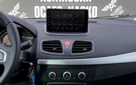 Renault Megane III, 2011 год, 689 000 рублей, 20 фотография