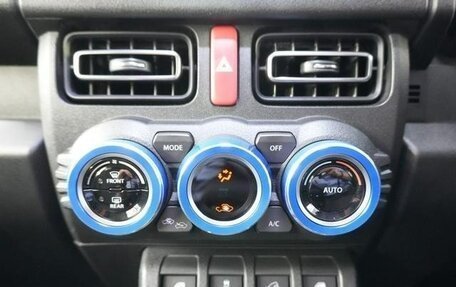 Suzuki Jimny, 2021 год, 1 067 000 рублей, 25 фотография