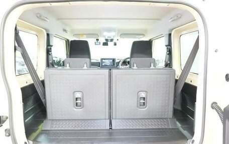 Suzuki Jimny, 2021 год, 1 067 000 рублей, 36 фотография