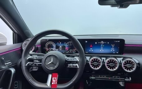 Mercedes-Benz A-Класс, 2022 год, 2 210 000 рублей, 9 фотография