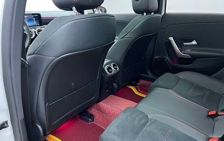 Mercedes-Benz A-Класс, 2022 год, 2 210 000 рублей, 10 фотография