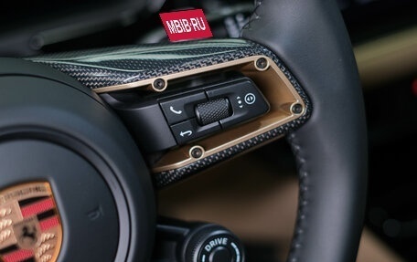 Porsche Cayenne III, 2025 год, 25 286 700 рублей, 24 фотография