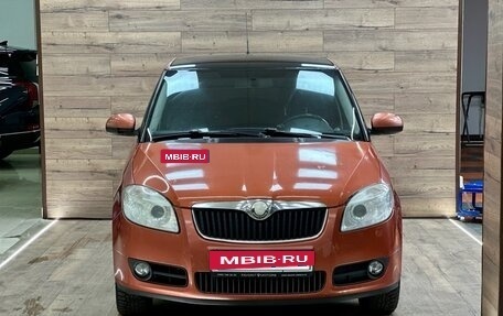 Skoda Fabia II, 2008 год, 590 000 рублей, 2 фотография