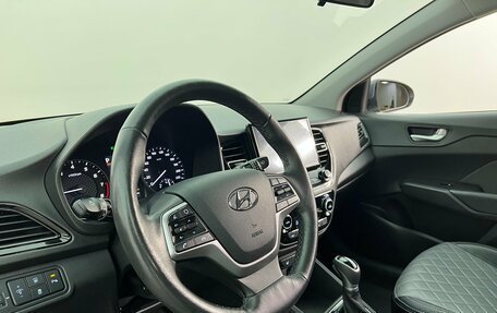 Hyundai Solaris II рестайлинг, 2022 год, 1 890 000 рублей, 10 фотография