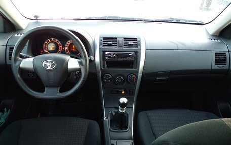 Toyota Corolla, 2012 год, 1 350 000 рублей, 13 фотография