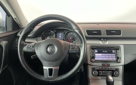 Volkswagen Passat B7, 2011 год, 1 078 000 рублей, 12 фотография