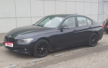 BMW 3 серия, 2013 год, 1 500 000 рублей, 2 фотография