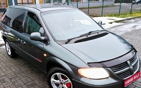 Dodge Caravan IV, 2005 год, 850 000 рублей, 1 фотография