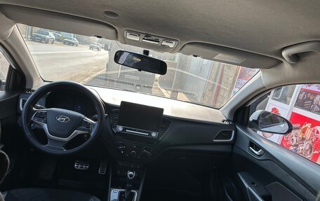 Hyundai Solaris II рестайлинг, 2017 год, 1 320 000 рублей, 4 фотография