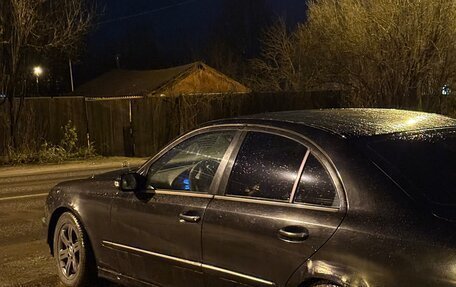 Mercedes-Benz E-Класс, 2003 год, 790 000 рублей, 4 фотография