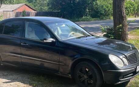 Mercedes-Benz E-Класс, 2003 год, 790 000 рублей, 11 фотография