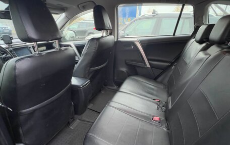 Toyota RAV4, 2015 год, 1 665 000 рублей, 12 фотография