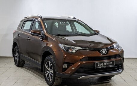 Toyota RAV4, 2016 год, 2 555 000 рублей, 3 фотография