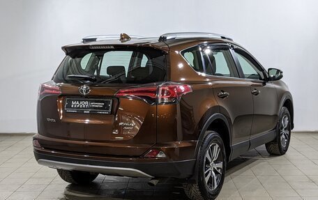 Toyota RAV4, 2016 год, 2 555 000 рублей, 5 фотография